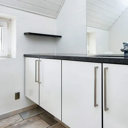 Semesterbostad Luxury Thatched Retreat - By Traum *